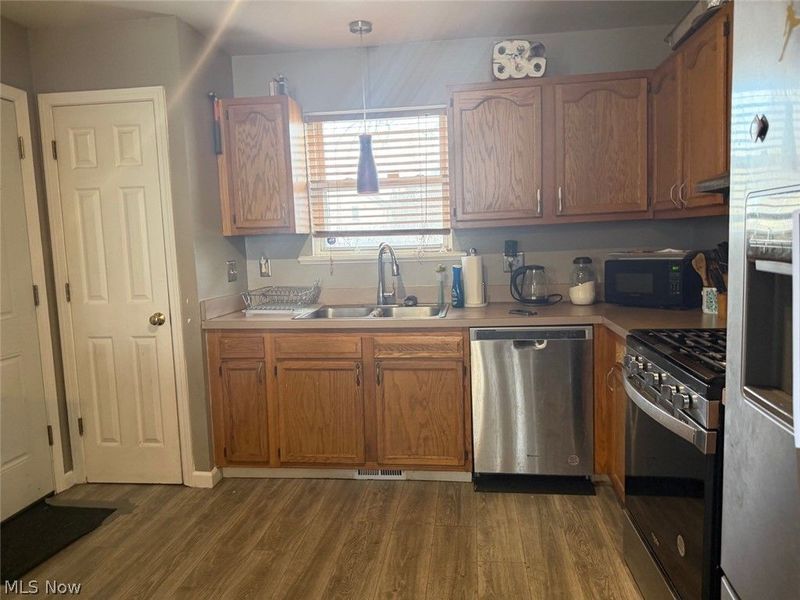 3271 E 48th Street , Cleveland, OH 44127 Photo 11