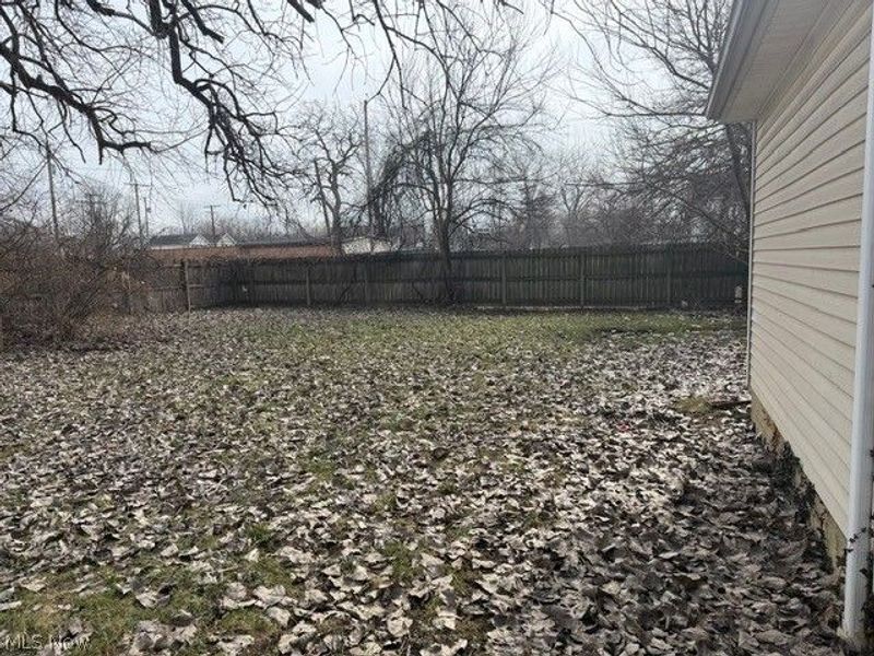 3271 E 48th Street , Cleveland, OH 44127 Photo 6