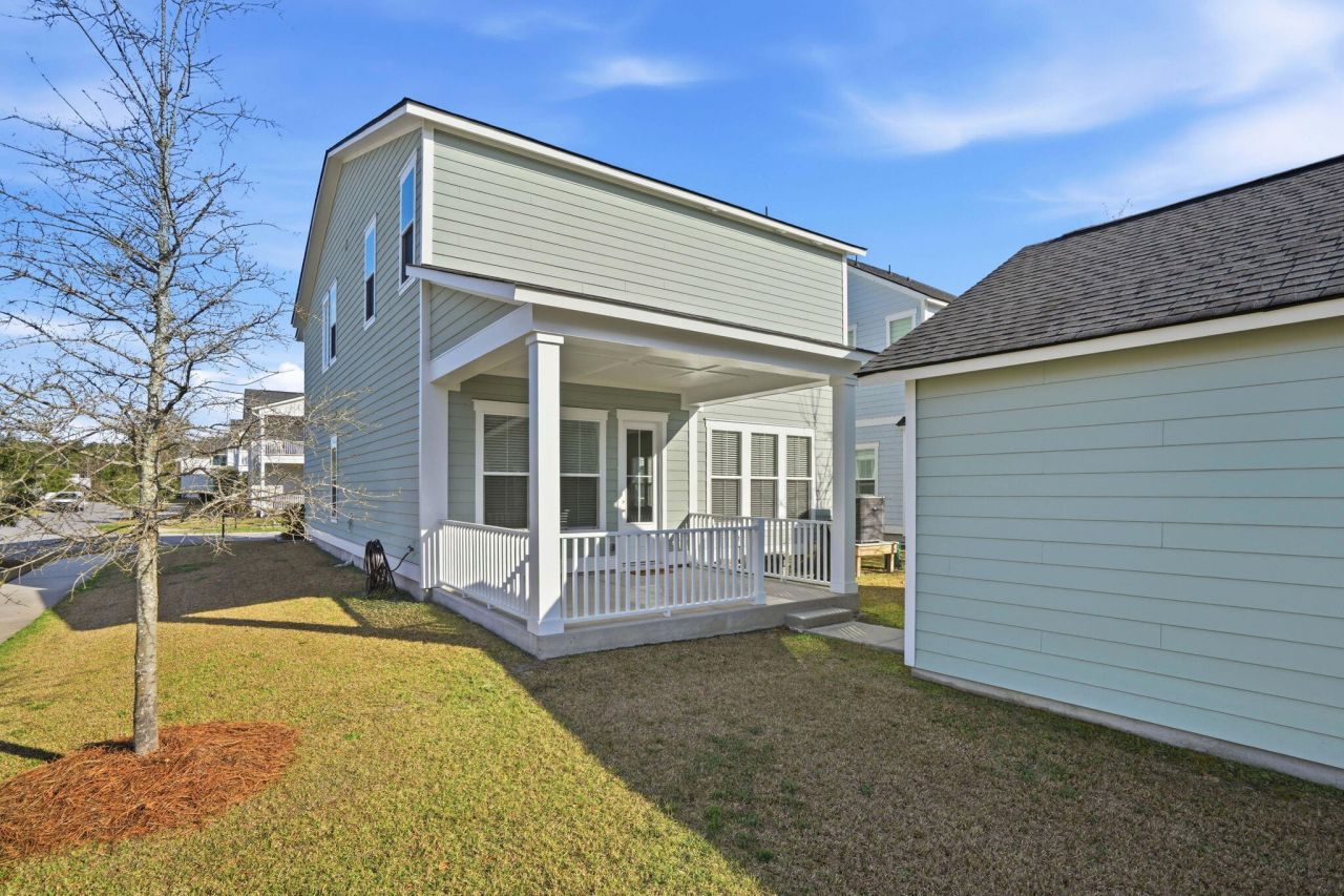 511 N Commodore Way Photo 40