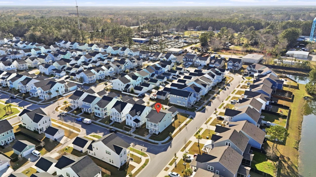 511 N Commodore Way Photo 47