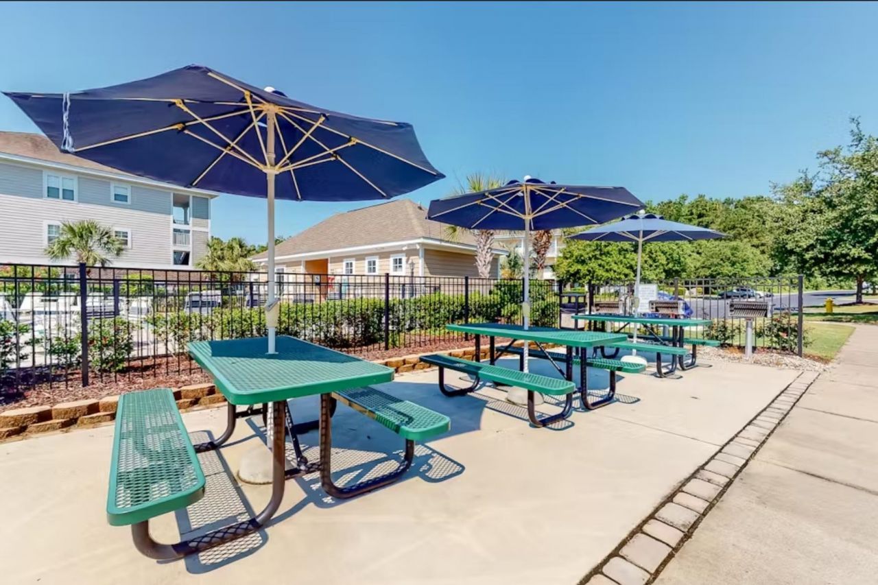 6015 Catalina Dr. Photo 15