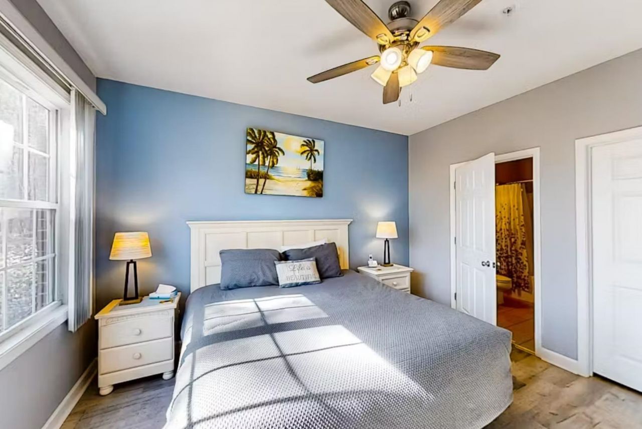 6015 Catalina Dr. Photo 7