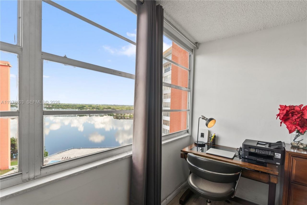 1351 NE Miami Gardens Dr, Unit 1226E, Miami, FL 33179 Photo