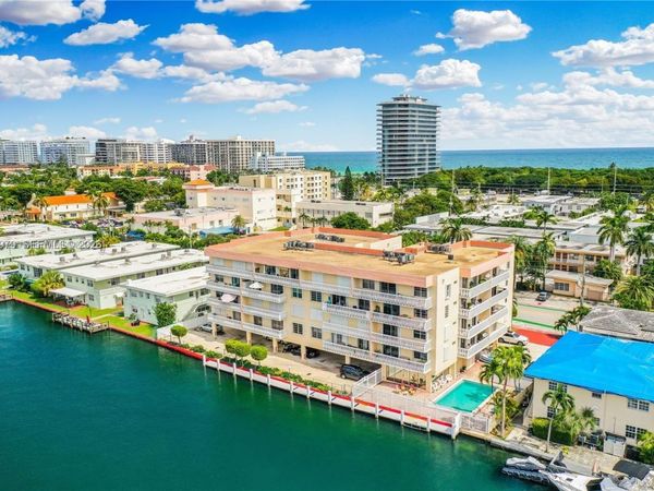 8530 Byron Ave , Unit 402, Miami Beach, FL 33141