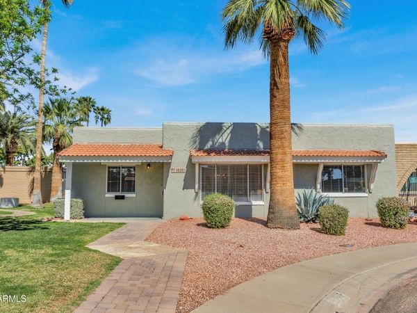 1820 W CLAREMONT Street, Phoenix, AZ 85015