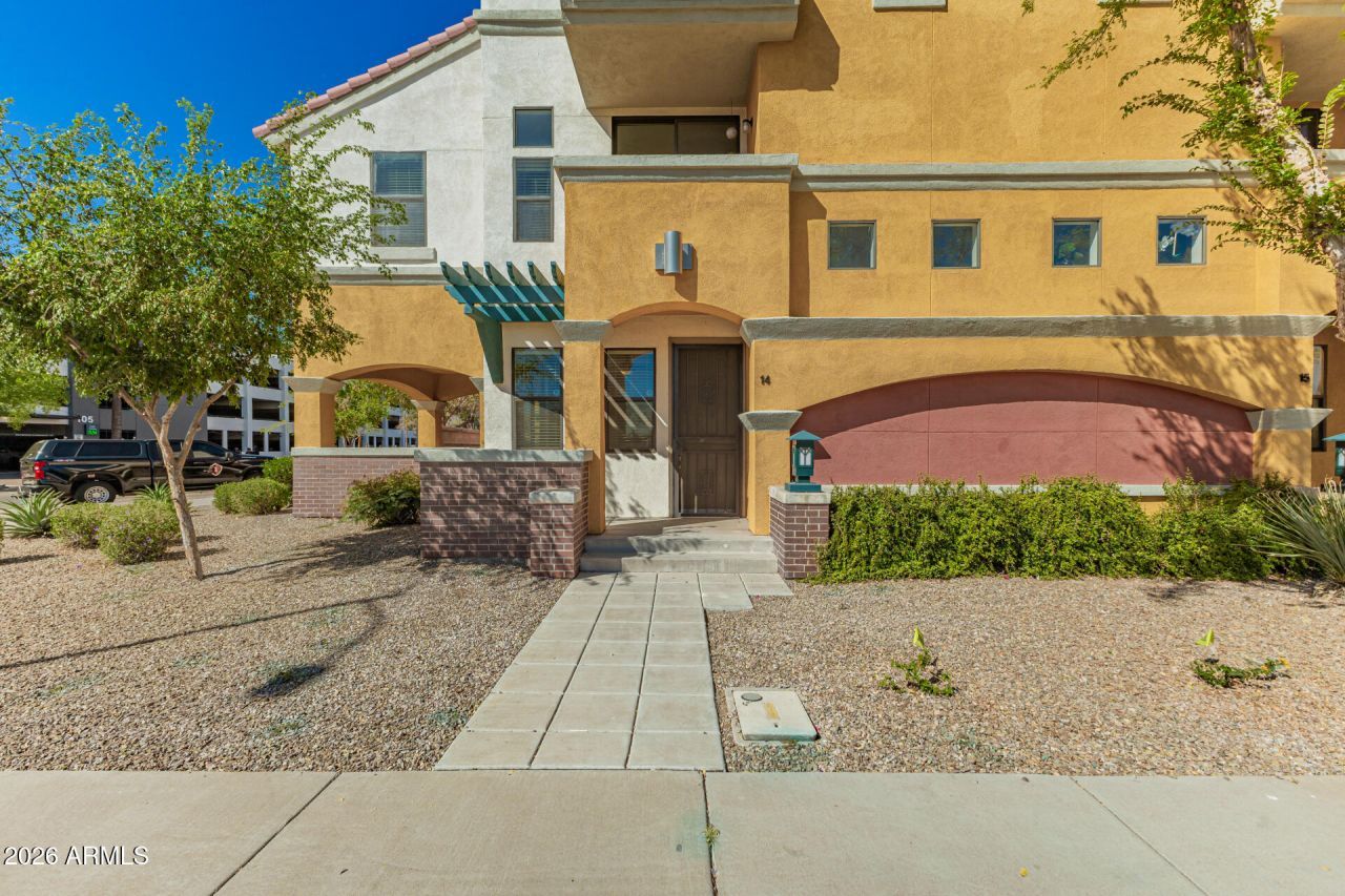 123 N Washington Street, Unit 14, Chandler, AZ 85225 Main Photo