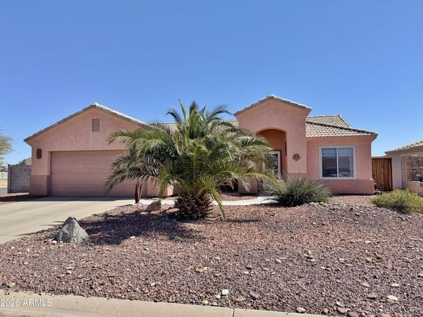15941 S CABORCA Circle, Arizona City, AZ 85123