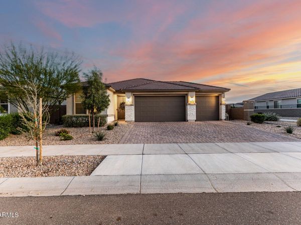 18599 W EL CORTEZ Place, Surprise, AZ 85387