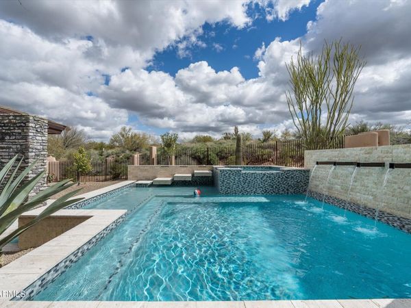 10397 E LOVING TREE Lane, Scottsdale, AZ 85262