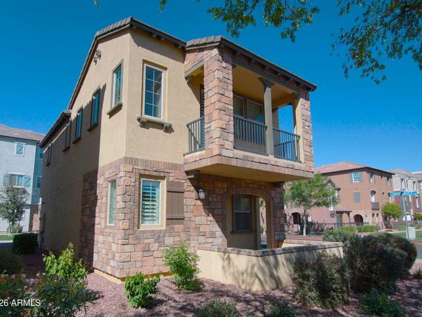 2651 S BALSAM Drive, Gilbert, AZ 85295