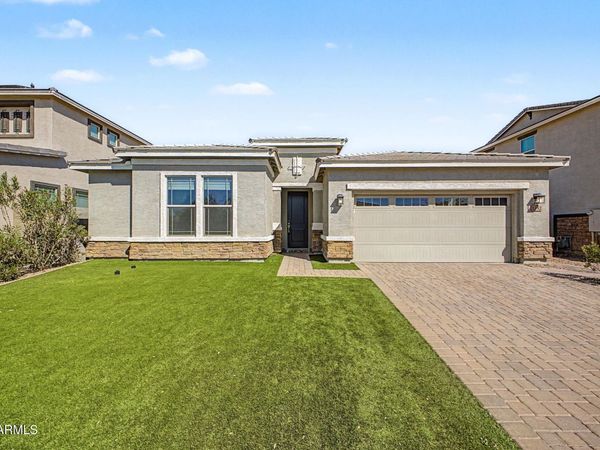 1352 E GEMINI Place, Chandler, AZ 85249