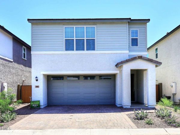 2442 W ROWEL Road, Phoenix, AZ 85085