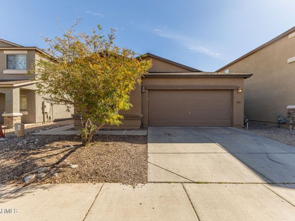 1923 E Renegade Trail, San Tan Valley, AZ 85143