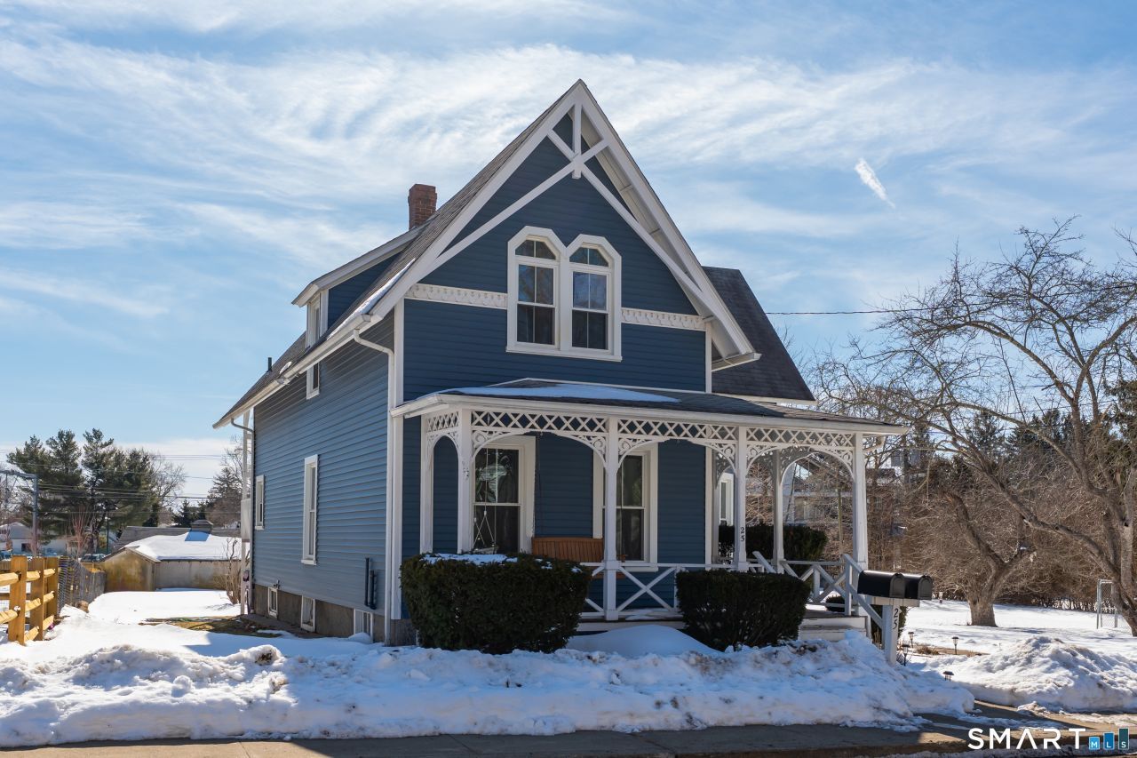 25 Driveway, Guilford, CT 06437 Main Photo