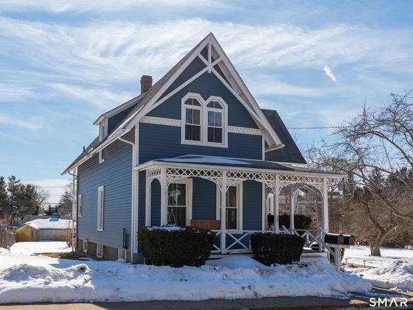 25 Driveway, Guilford, CT 06437