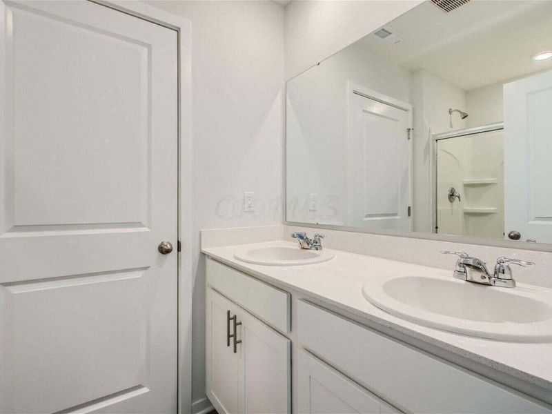 1477 Cardinez Way , Columbus, OH 43228 Photo 16