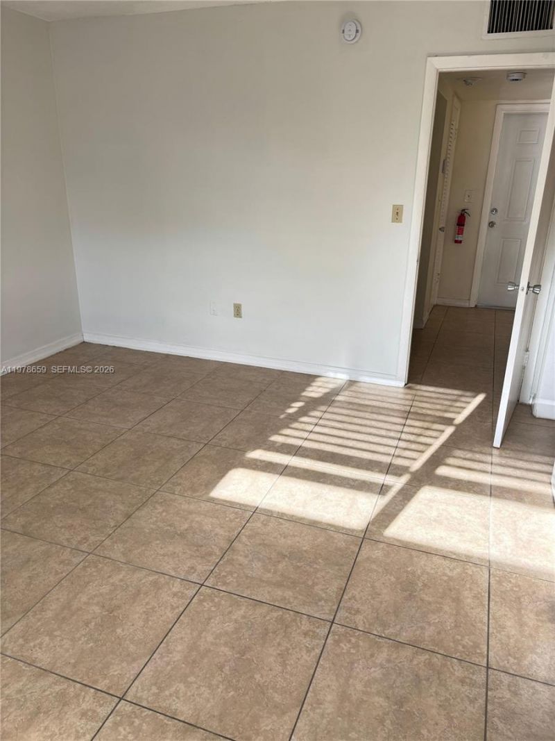 7310 SW 82nd St, Unit A219, Miami, FL 33143 Photo