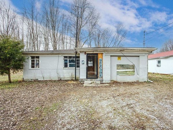 2575 Airport Road, Bethel, OH 45106