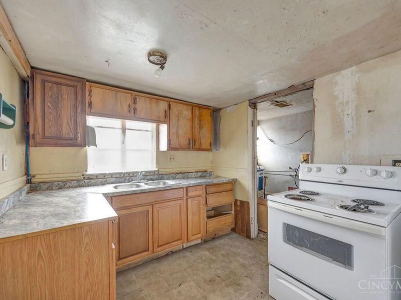 2575 Airport Road, Bethel, OH 45106 Photo 10