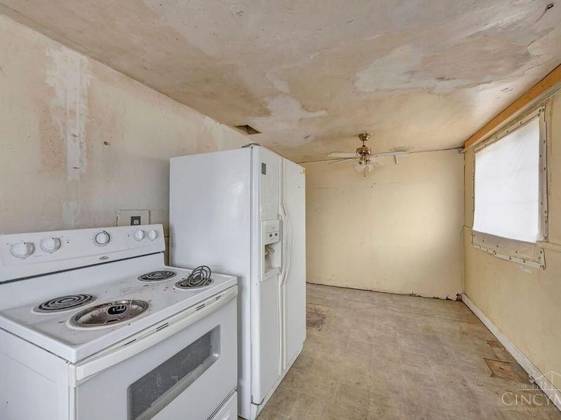 2575 Airport Road, Bethel, OH 45106 Photo 8