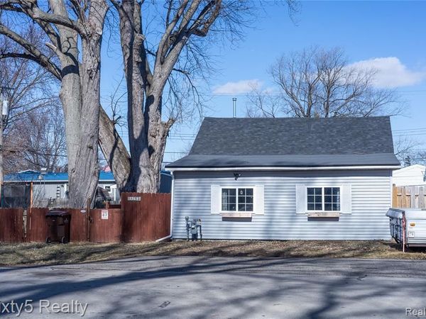 3369 5th Street, Frenchtown Twp, MI 48162