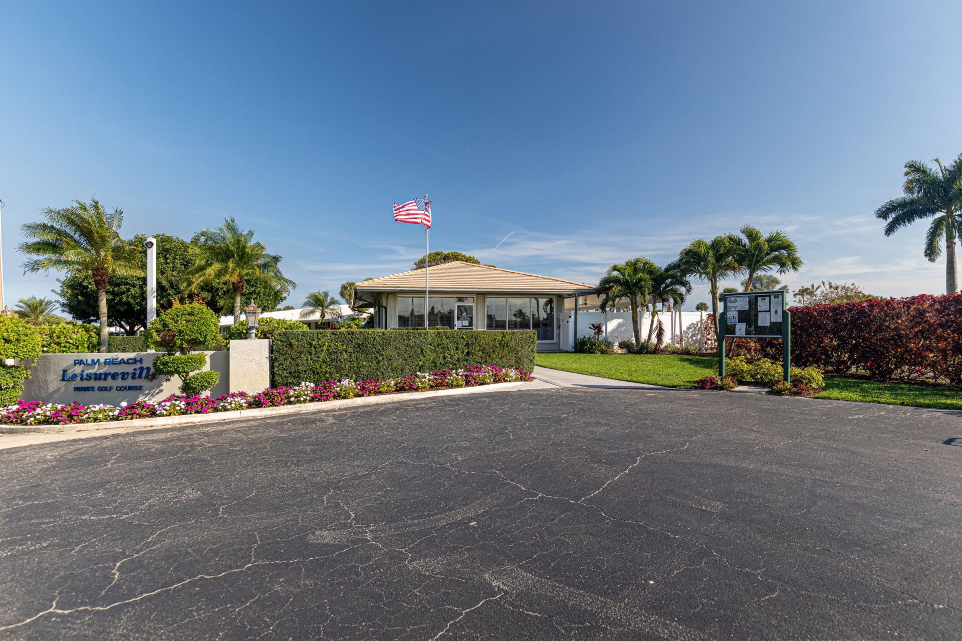 300 SW Golfview Terrace, Unit 142, Boynton Beach, FL 33426 Photo