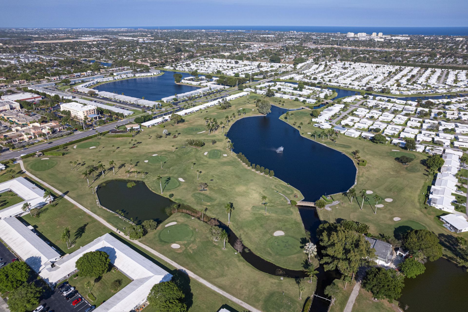 300 SW Golfview Terrace, Unit 142, Boynton Beach, FL 33426 Photo