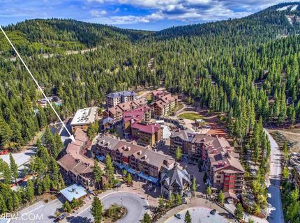 2000 North Village Drive, Truckee, CA 96161 Photo