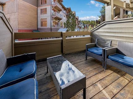 2000 North Village Drive, Truckee, CA 96161 Photo