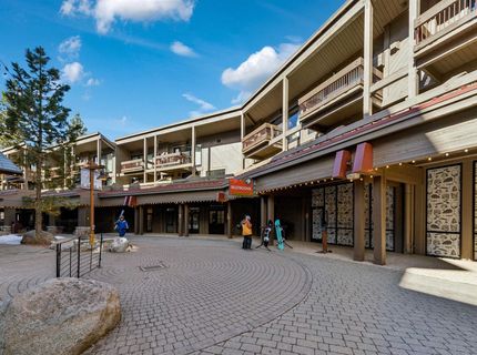 2000 North Village Drive, Truckee, CA 96161 Photo