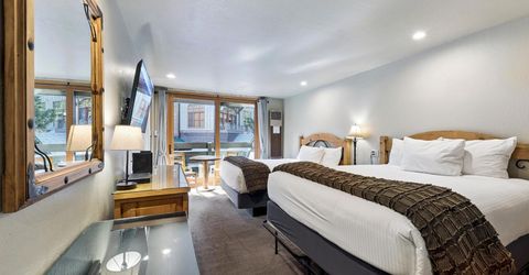 2000 North Village Drive, Truckee, CA 96161 Photo