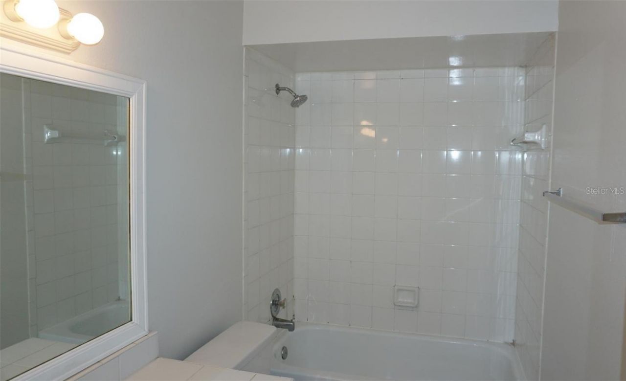 5219 Via Hacienda Circle, Unit B209, Orlando, FL 32839 Photo