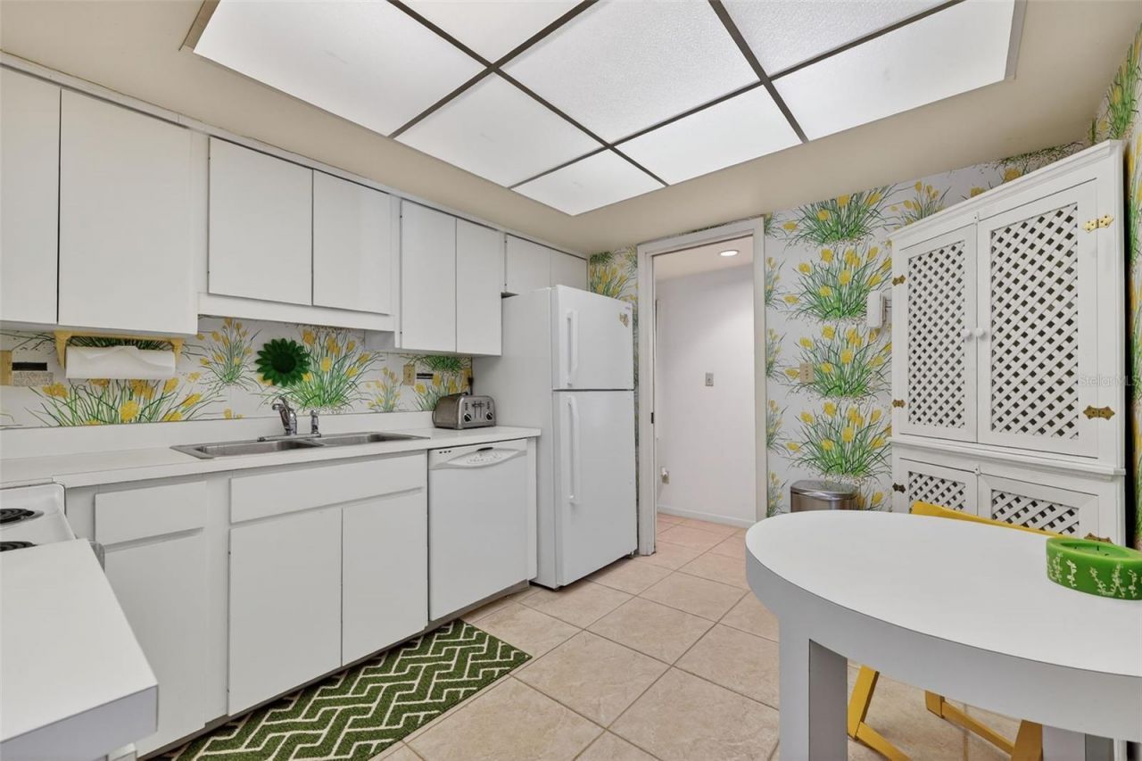 6012 W Peppertree Way, Unit 227B, Sarasota, FL 34242 Photo