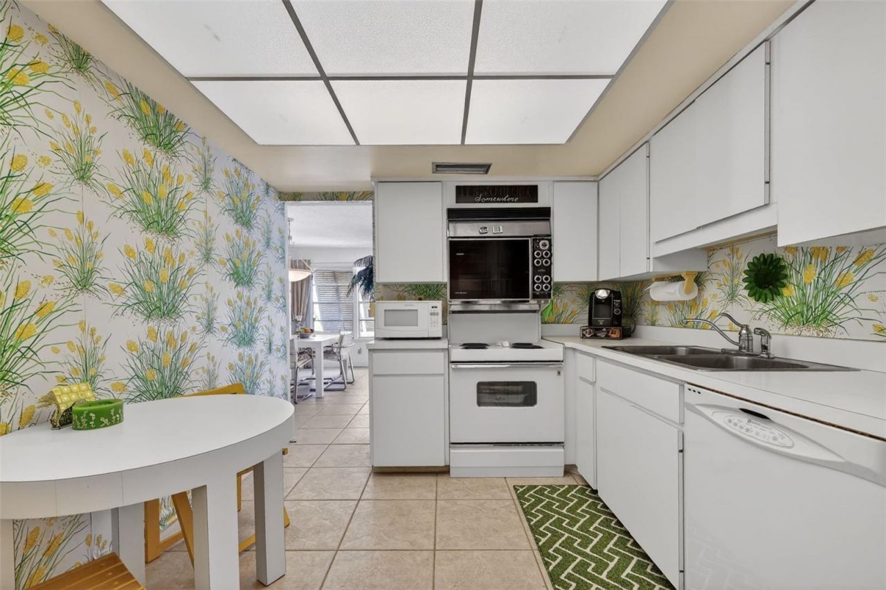 6012 W Peppertree Way, Unit 227B, Sarasota, FL 34242 Photo