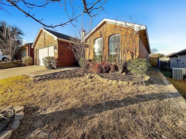 3916 Big Thicket Drive, Fort Worth, TX 76244