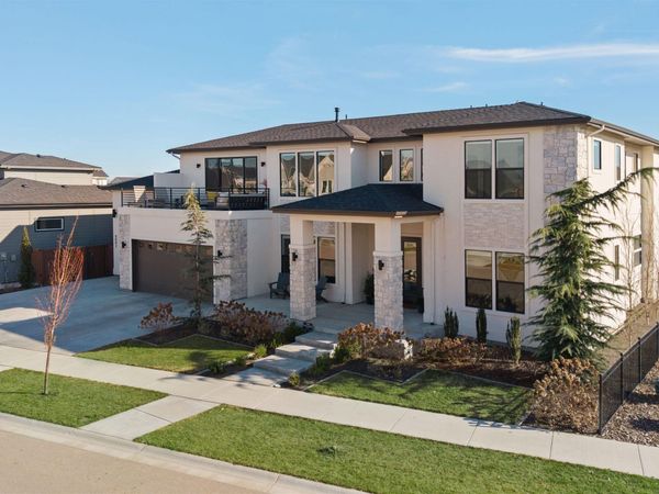 5043 W Oakford, Meridian, ID 83646