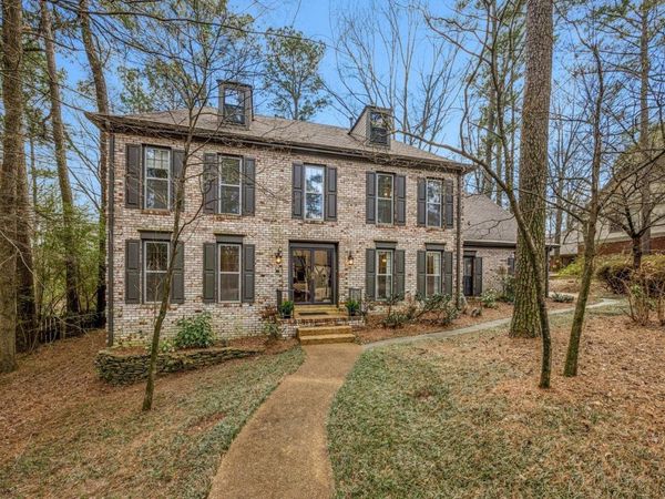 8225 BEEKMAN PL, Germantown, TN 38139