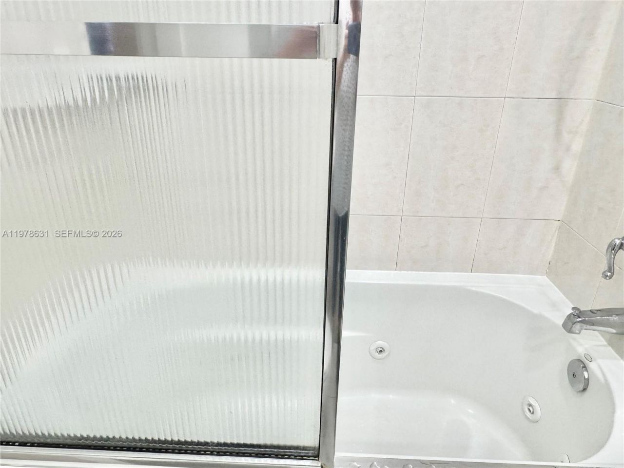 250 174th St, Unit 2212, Sunny Isles Beach, FL 33160 Photo