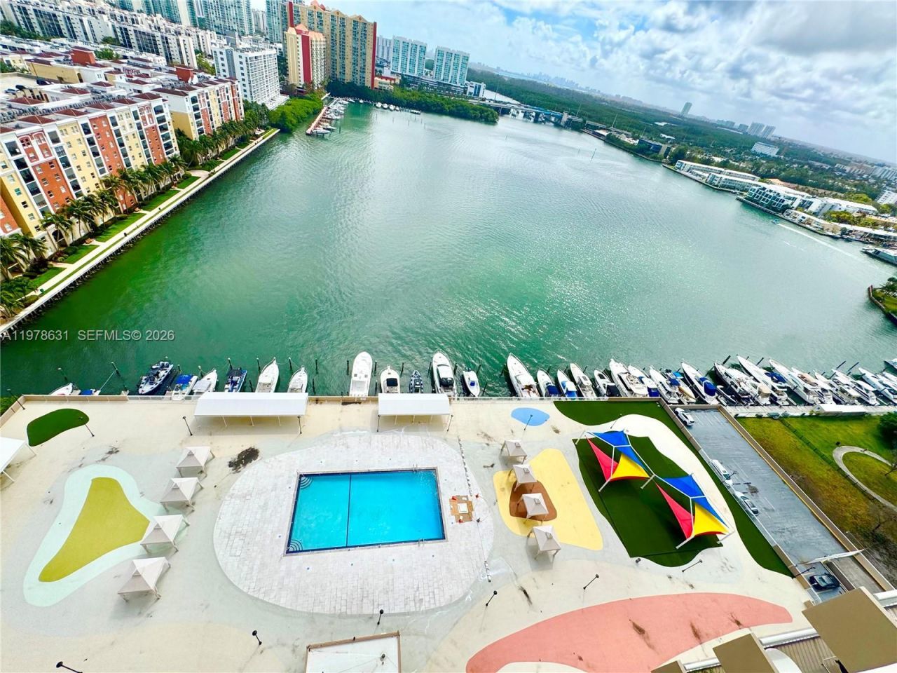 250 174th St, Unit 2212, Sunny Isles Beach, FL 33160 Photo
