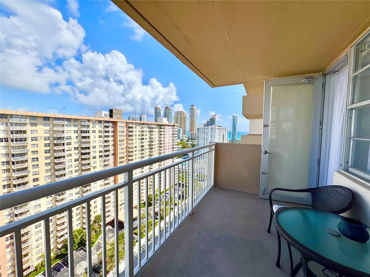 250 174th St, Unit 2212, Sunny Isles Beach, FL 33160 Photo