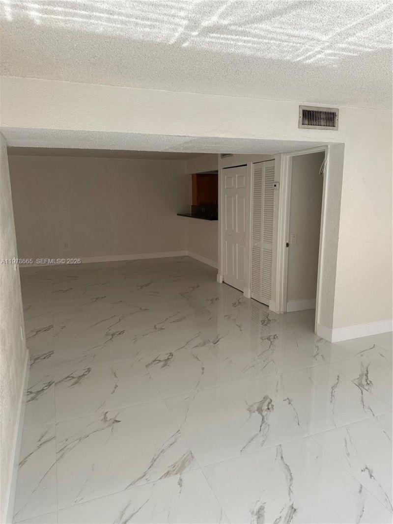 8440 SW 154th Cir Ct , Unit 302, Miami, FL 33193 Photo