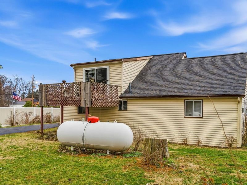 1264 W Choctaw Drive, London, OH 43140 Photo 22