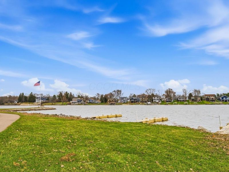 1264 W Choctaw Drive, London, OH 43140 Photo 29