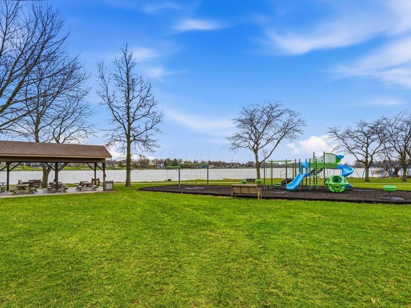 1264 W Choctaw Drive, London, OH 43140 Photo 30