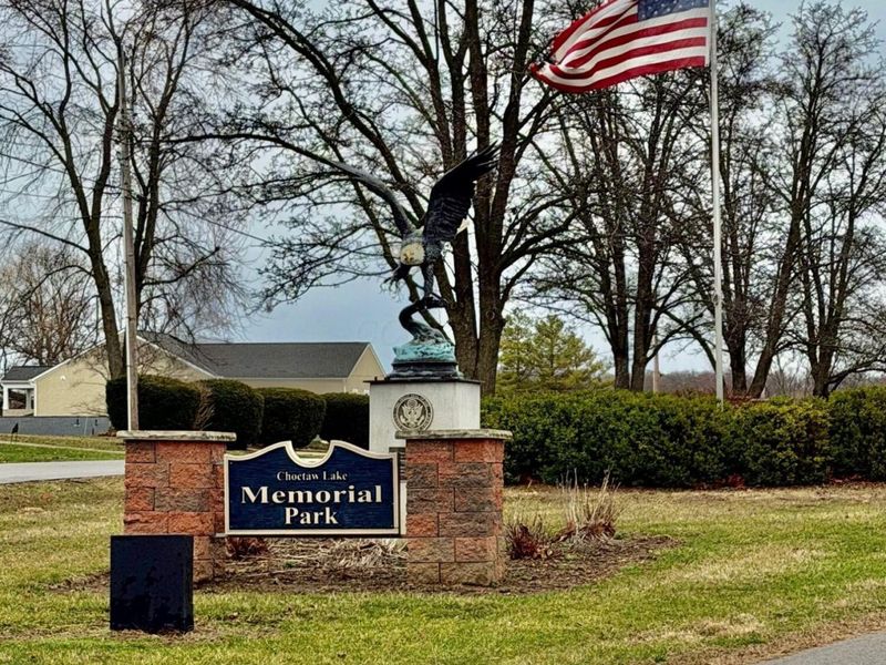 1264 W Choctaw Drive, London, OH 43140 Photo 8