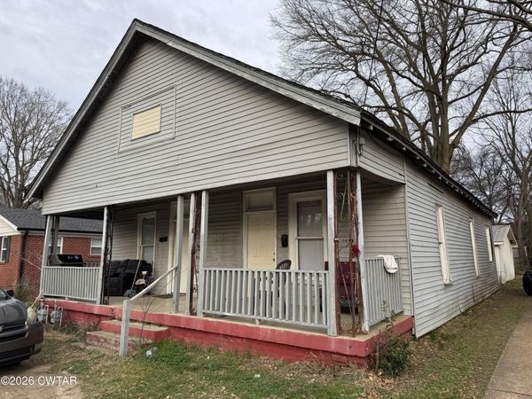 207 Pleasant Street , Jackson, TN 38301