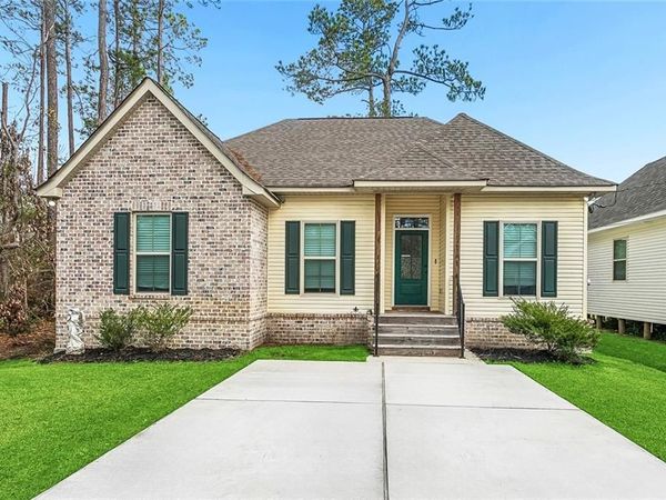 57418 MAPLE Avenue , Slidell, LA 70461
