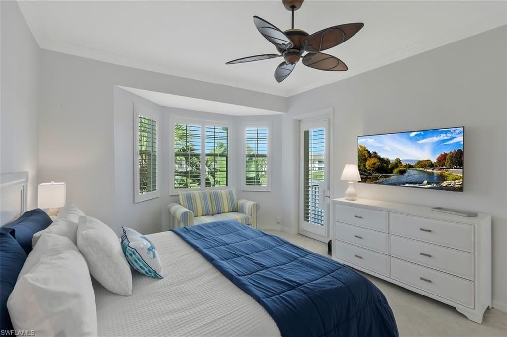 5095 Yacht Harbor Dr, Unit 203, Naples, FL 34112 Photo
