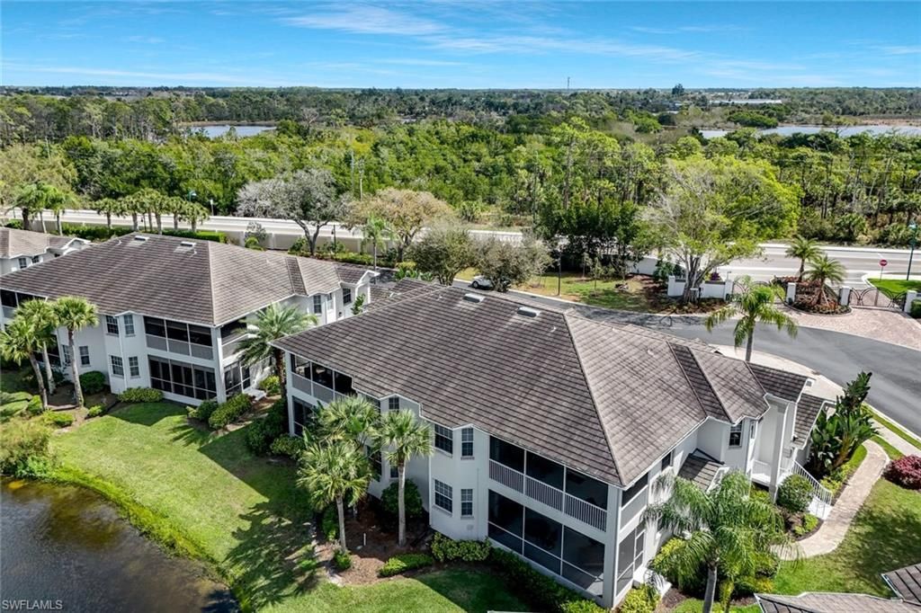 5095 Yacht Harbor Dr, Unit 203, Naples, FL 34112 Photo