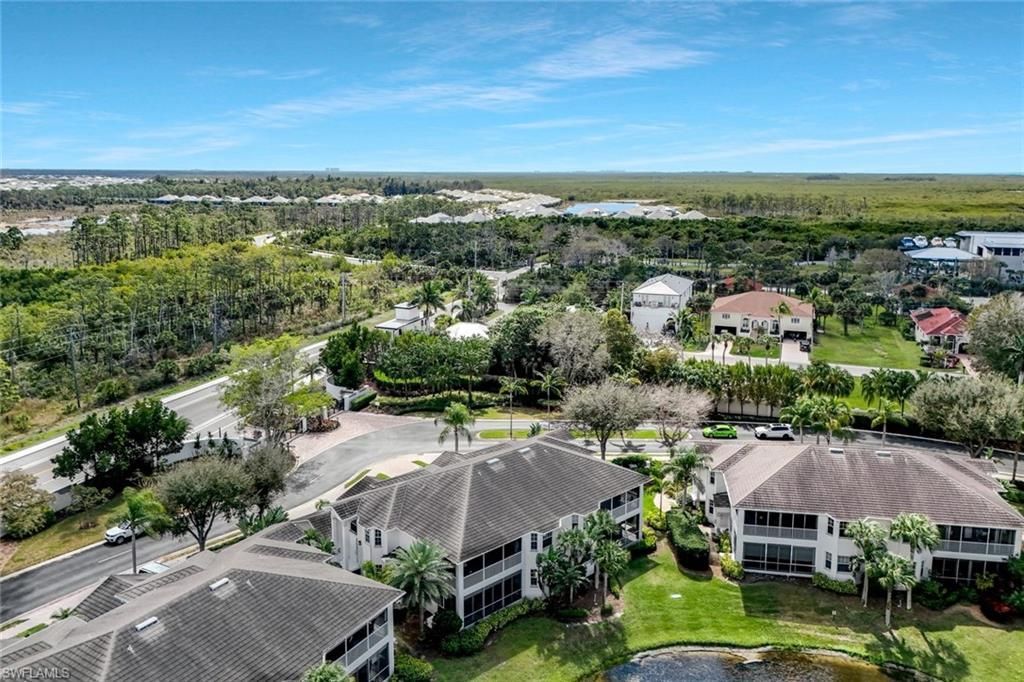 5095 Yacht Harbor Dr, Unit 203, Naples, FL 34112 Photo